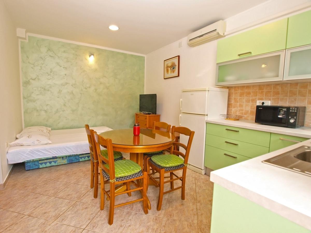 Apartments Slavka 1155 بولا المظهر الخارجي الصورة