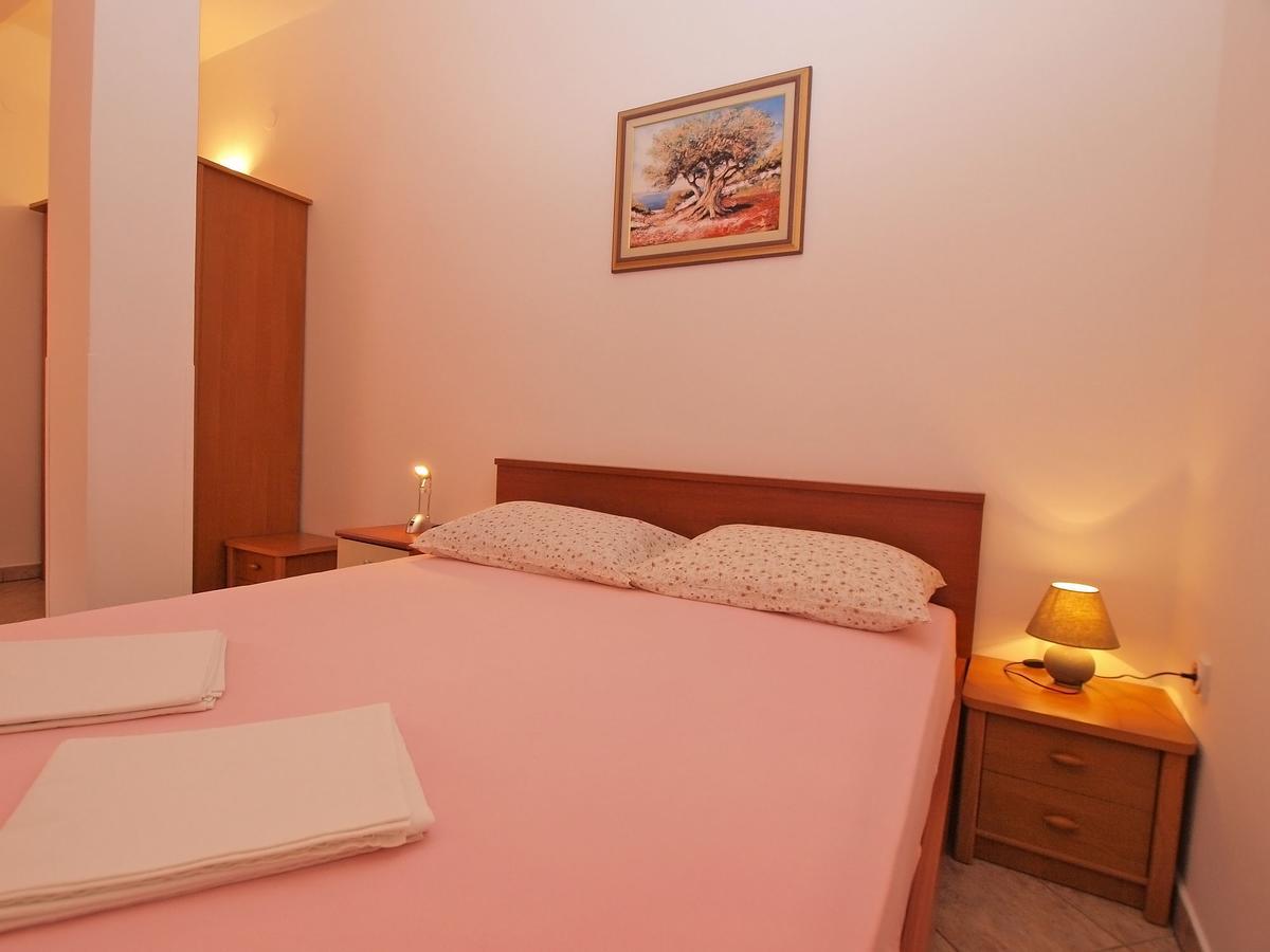 Apartments Slavka 1155 بولا المظهر الخارجي الصورة
