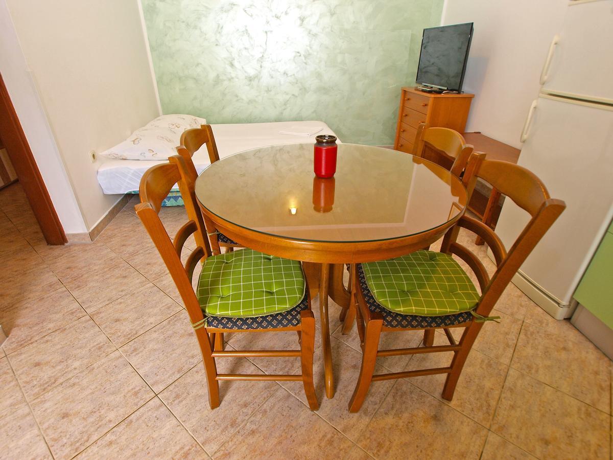 Apartments Slavka 1155 بولا المظهر الخارجي الصورة