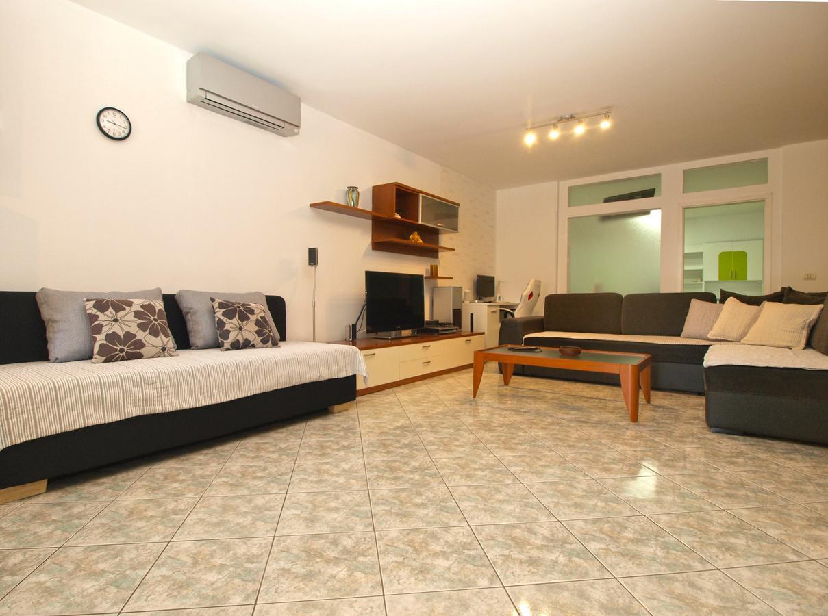 Apartments Slavka 1155 بولا المظهر الخارجي الصورة