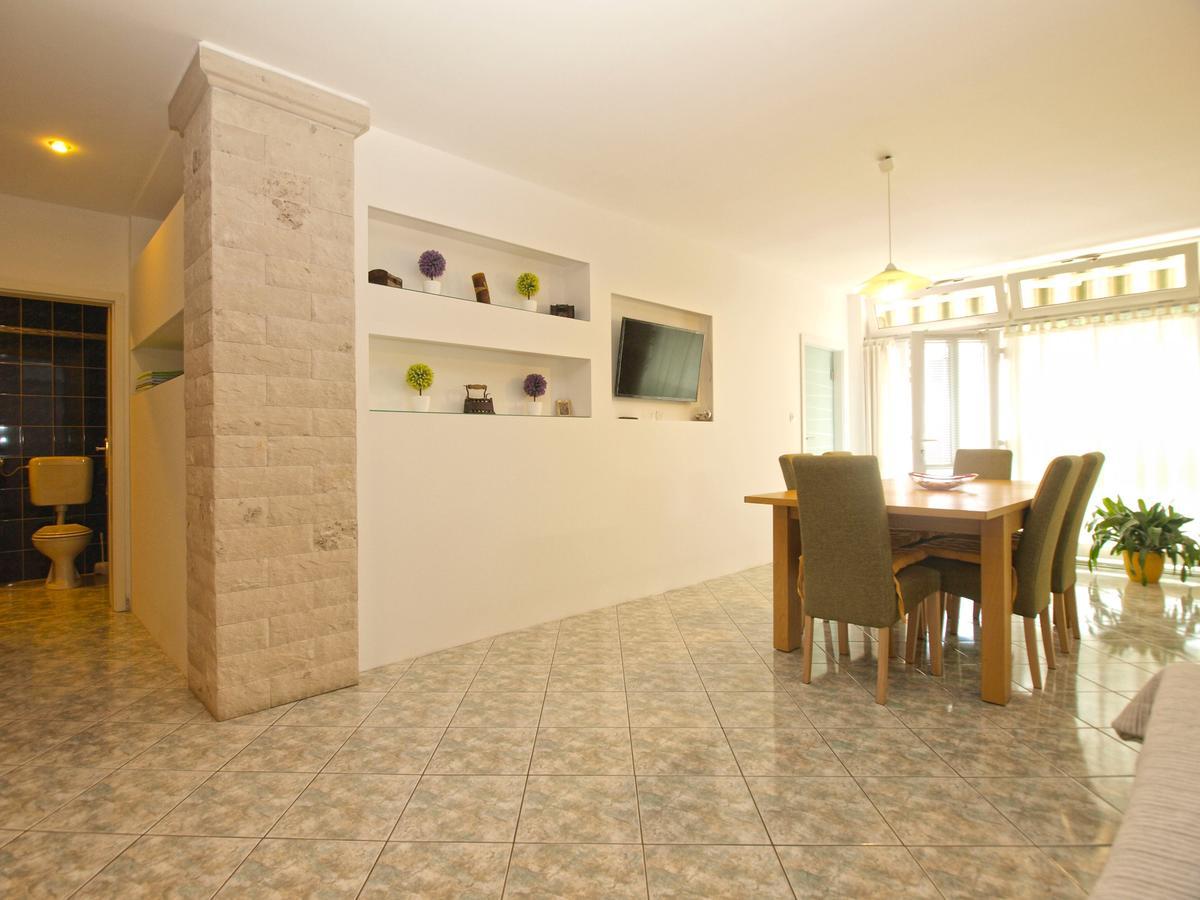 Apartments Slavka 1155 بولا المظهر الخارجي الصورة
