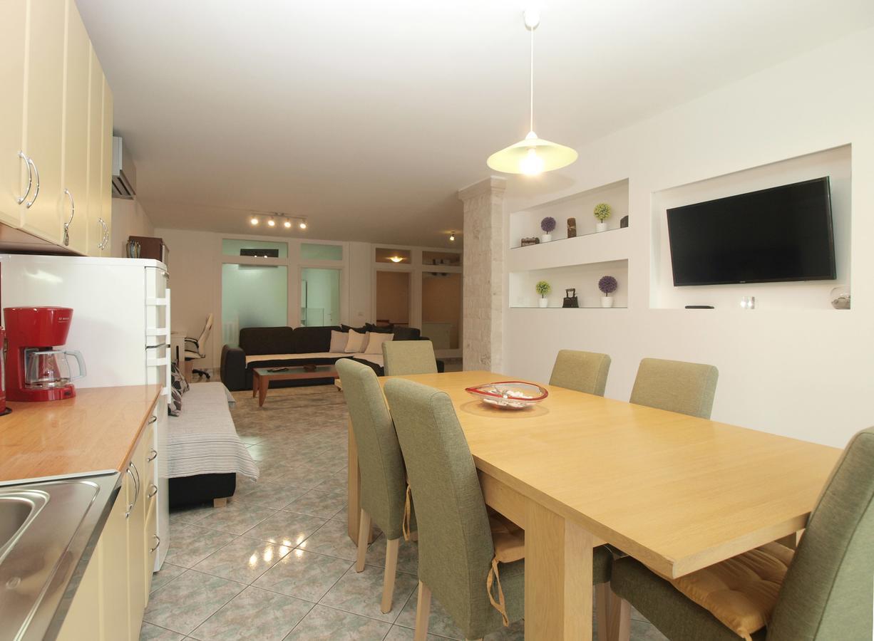Apartments Slavka 1155 بولا المظهر الخارجي الصورة
